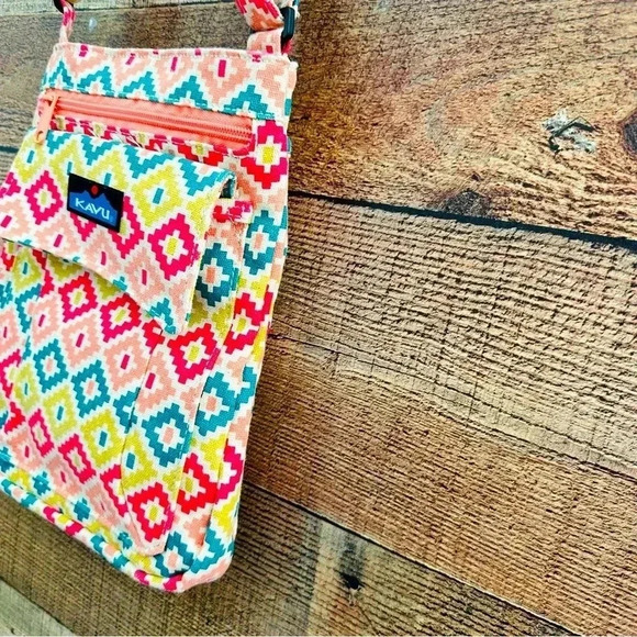 NWOT Kavu Keeper Crossbody Bag - Picture 4 of 10